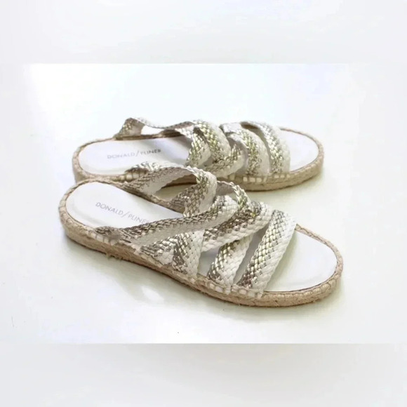 Donald Pliner sandals - Picture 5 of 11